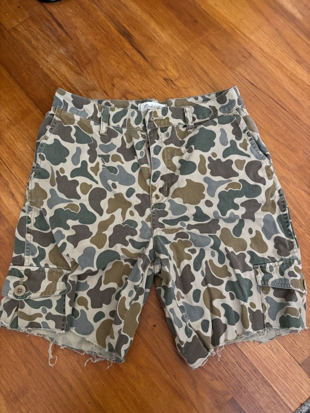Madewell Camo Cargo Shorts in Green and Tan